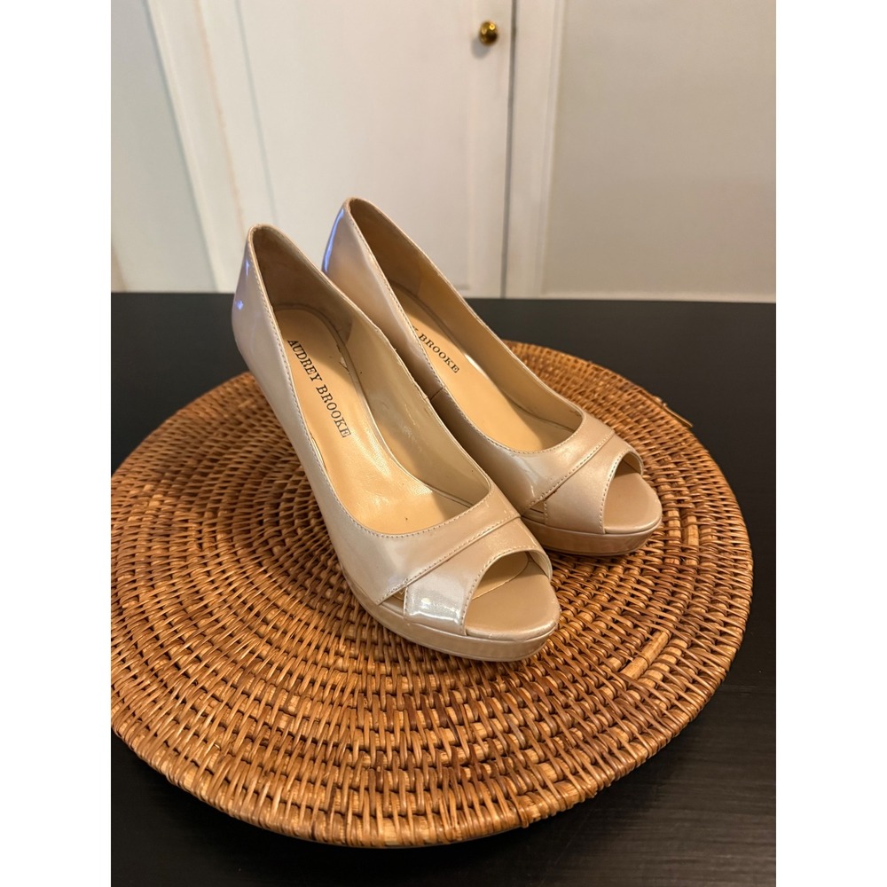 Audrey Brooke Champagne Pearl Peep Toe Platform Pumps Stiletto Heels Womens